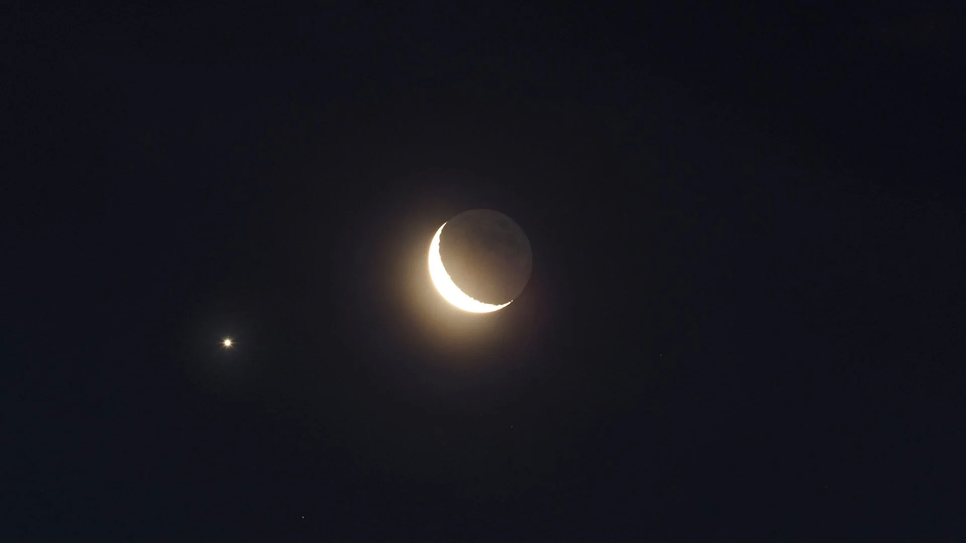 Jupiter will disappear behind the moon in a once-in-a-decade alignment tomorrow